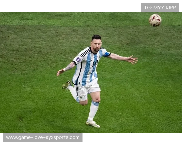 巴黎追梅西式自由创造：走进足球世界的无限可能