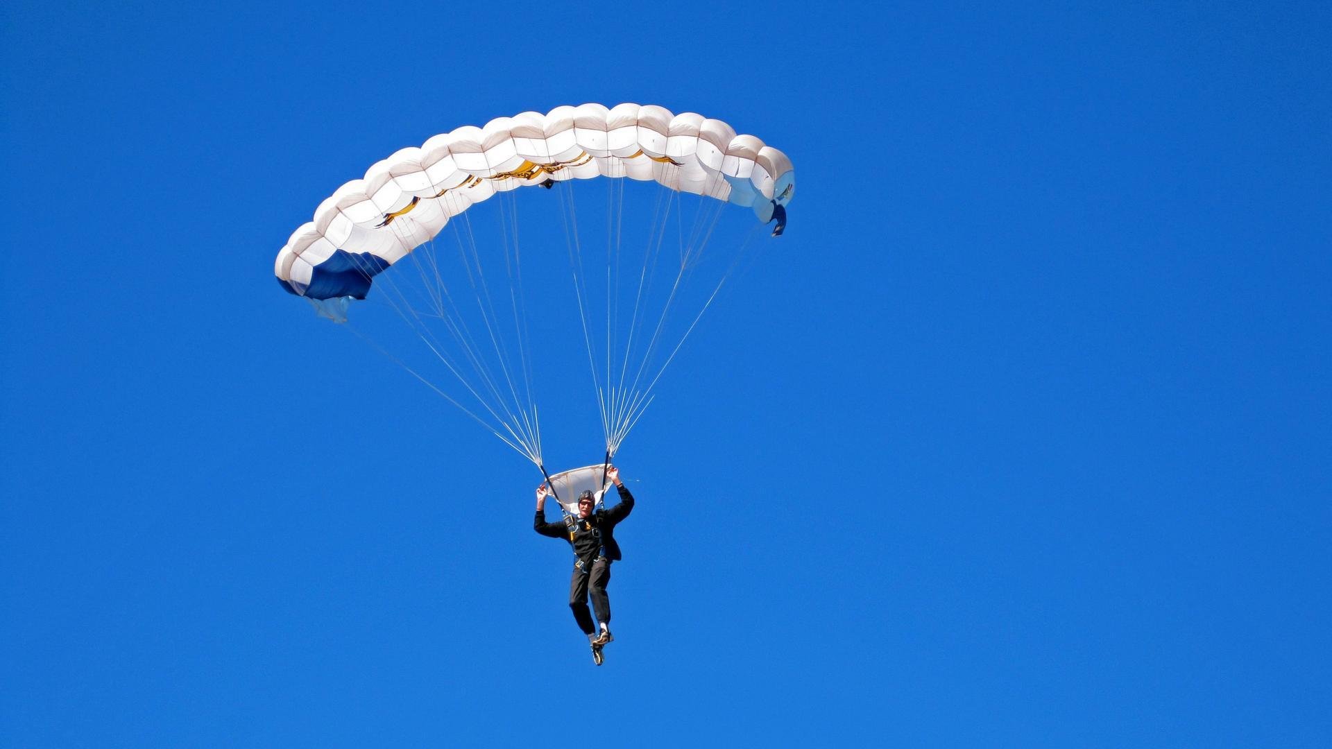 【搞笑】塞内加尔后卫滑倒后误打误撞完成助攻，塞内加尔队大名单